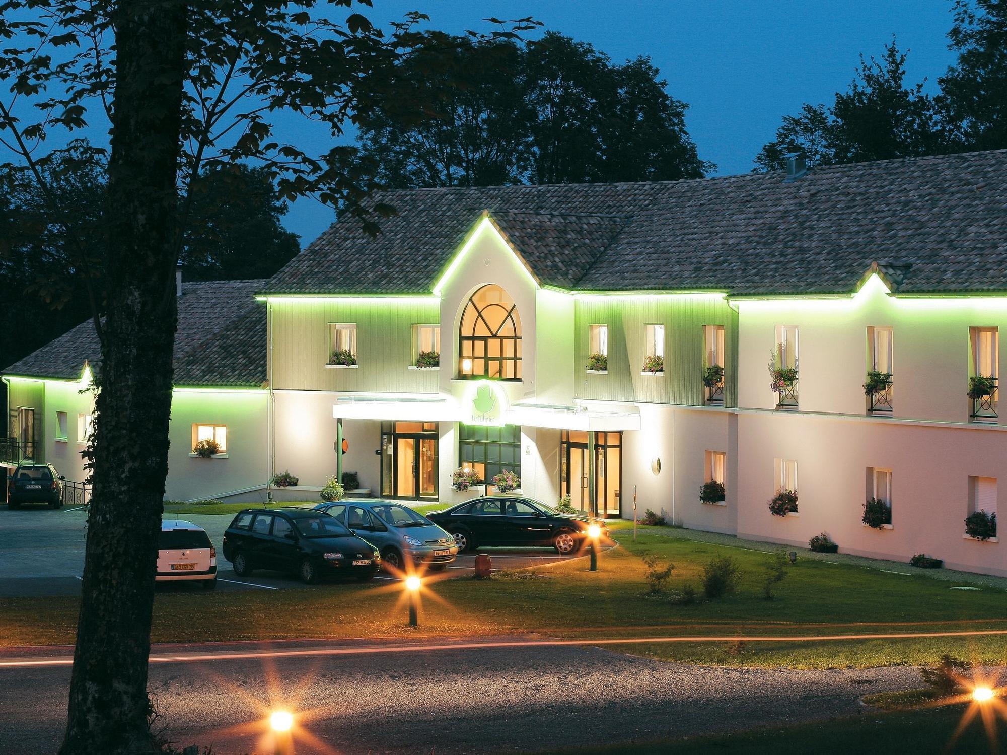 Logis Hotel - Restaurant Le Tulipier Vienne-le-Château Zewnętrze zdjęcie